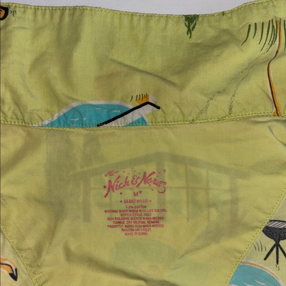 Nick & Nora Backyard Flamingos 100% Cotton Set Pajamas | Women Size Medium - Picture 2 of 5